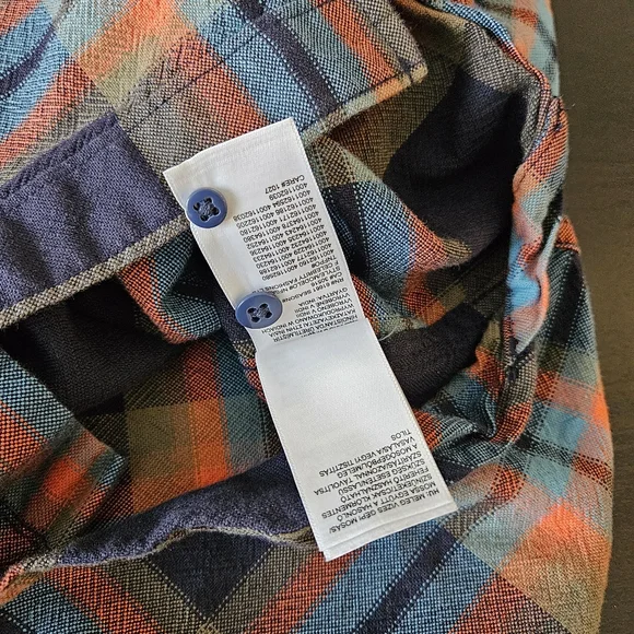 The North Face Plaid Flannel - Picture 7 of 7